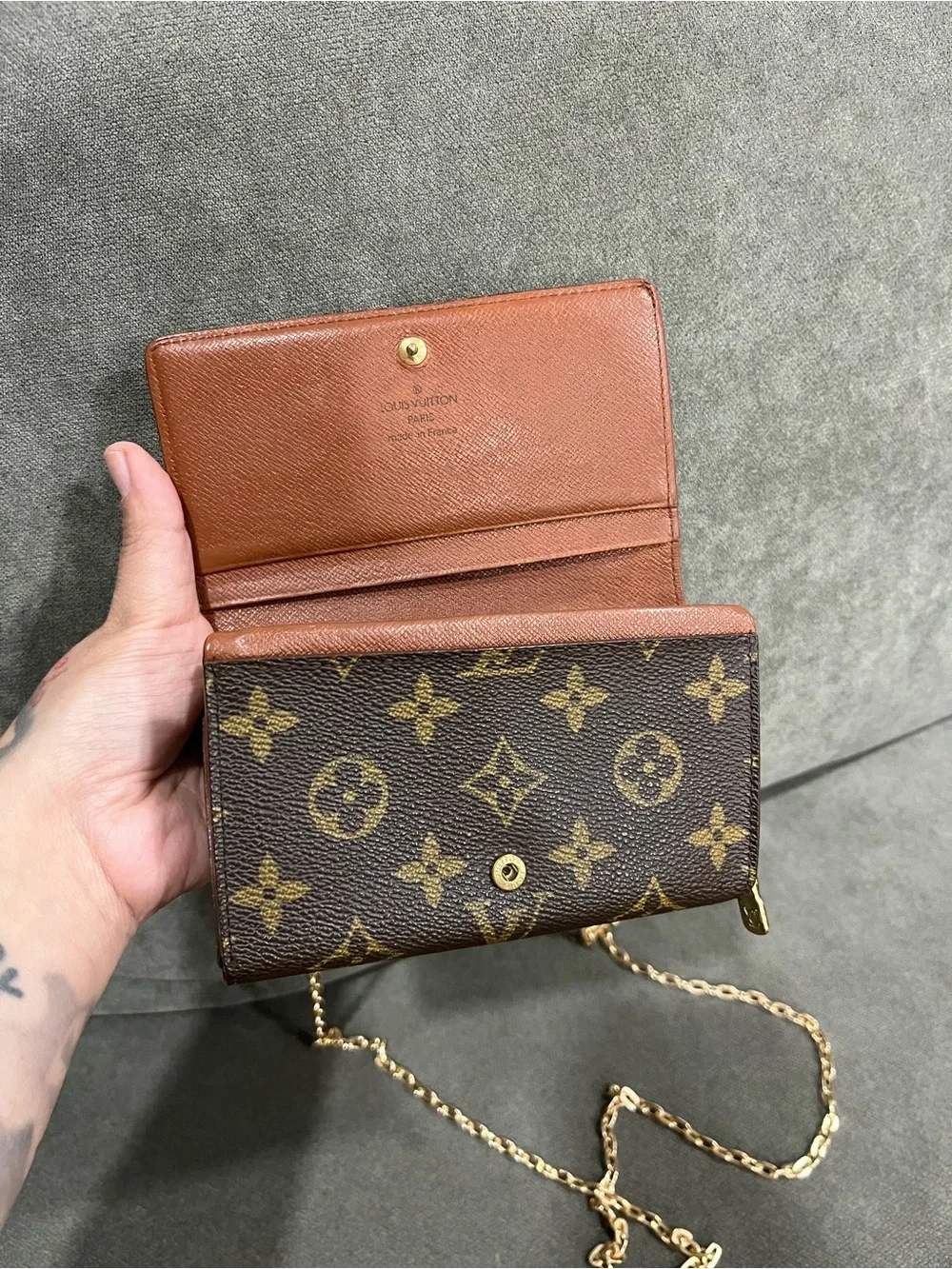 Louis Vuitton 100% authentic